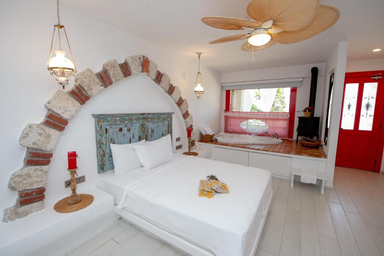 Villa Taraca Alacati Romantik Otel (Adults Only) Exterior foto